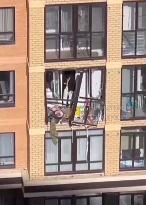 О хлопке в жилом доме сообщают жители Ставрополя